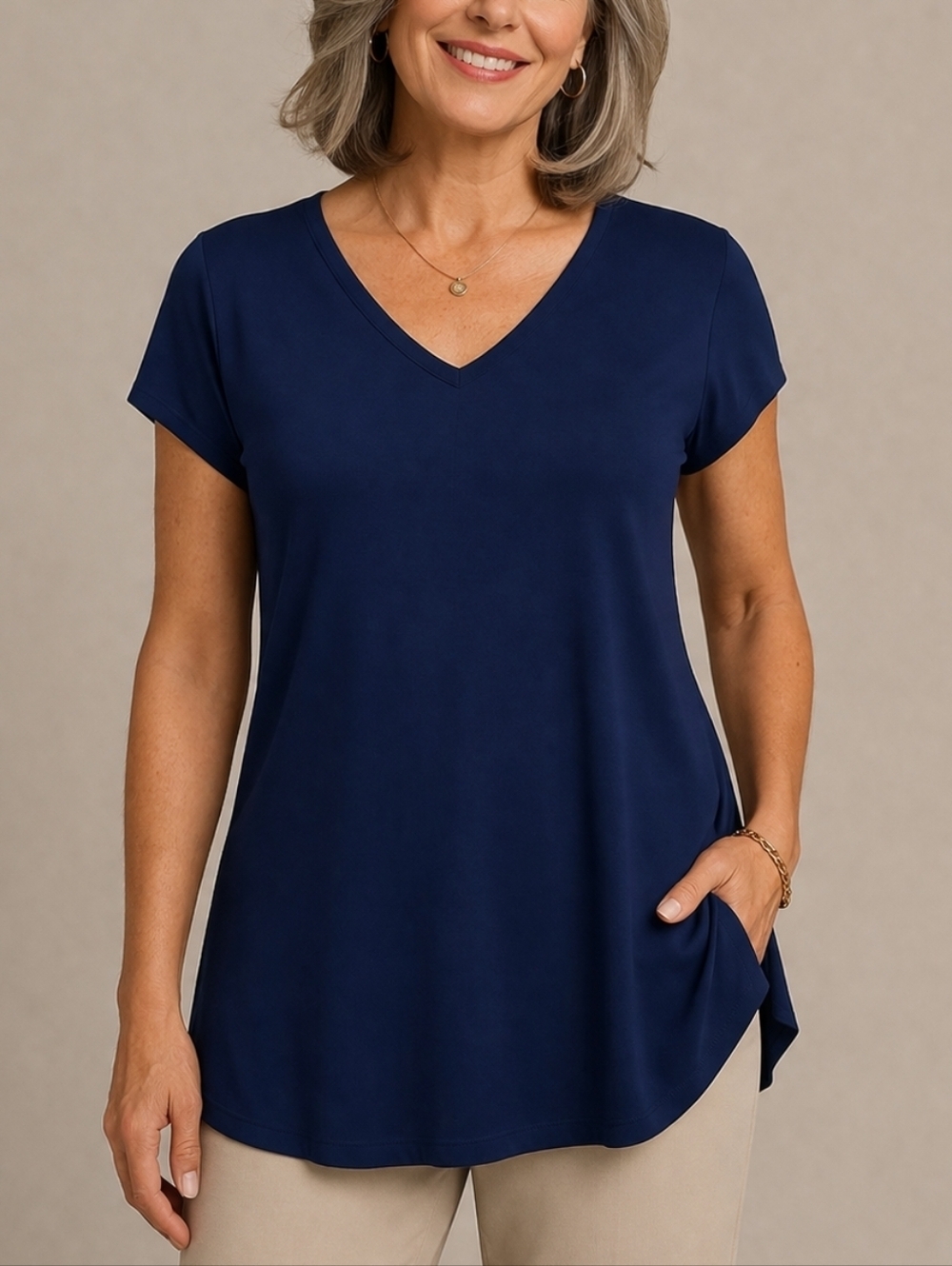 3/$30 CAROLYN STRAUSS Royal Blue V-Neck Short Sleeve Tunic